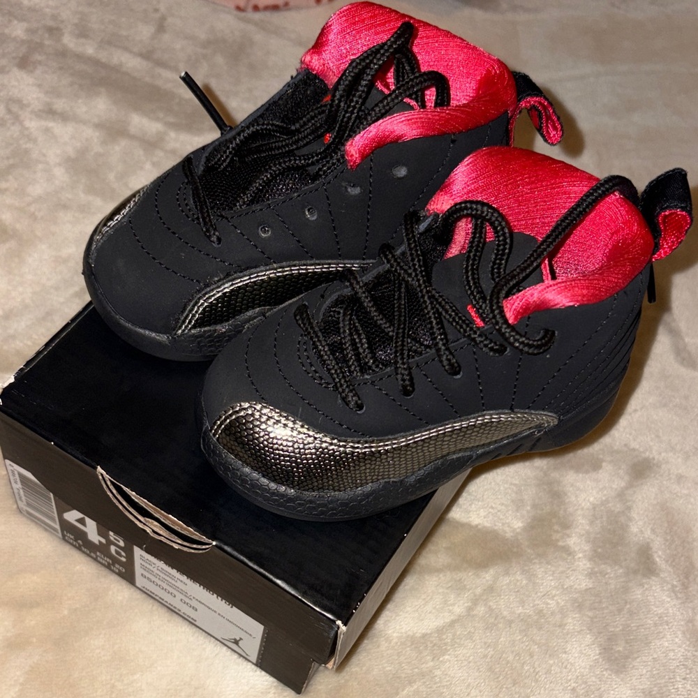 Jordan Retro 12 Kids Black and infared Red Sneakers